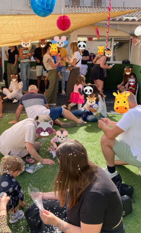 moment de convivialité en crèche à marseille 11ème 