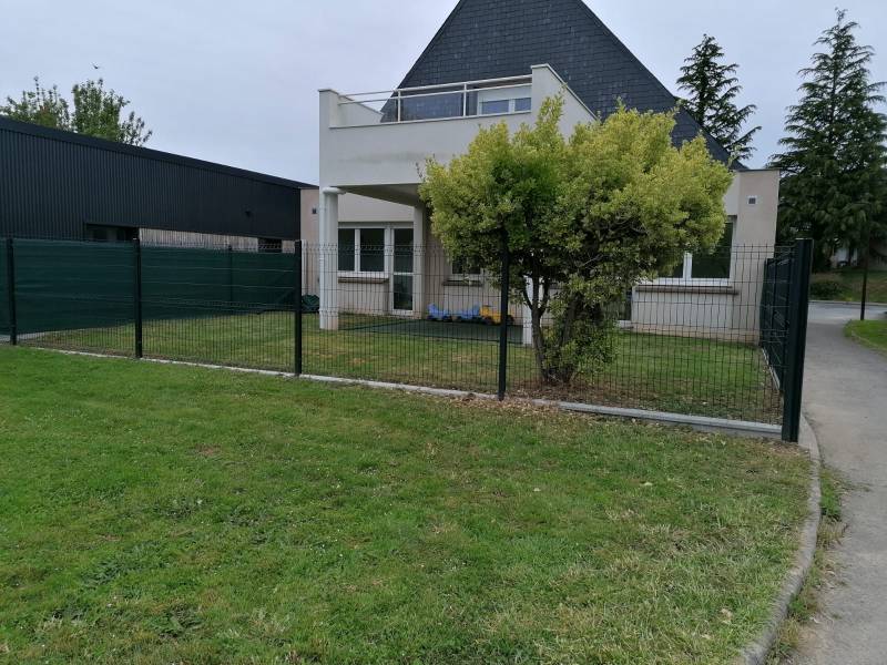 Micro-crèche à coté de Rennes - La petite cabane de la Mézière